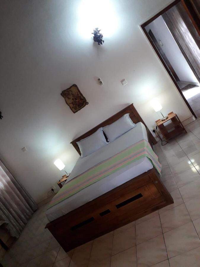 Ceylon Travel And Stay Lodge 巴塔拉穆拉 外观 照片