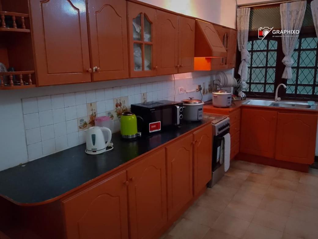 Ceylon Travel And Stay Lodge 巴塔拉穆拉 外观 照片
